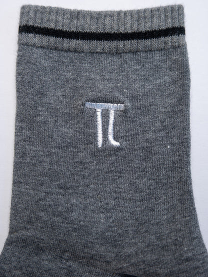 Pi Embroidery  Men's Cotton Quarter Socks– Versatile for Every Day