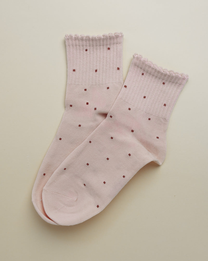 Mini Dots Ruffle Socks – Women's Quarter Socks