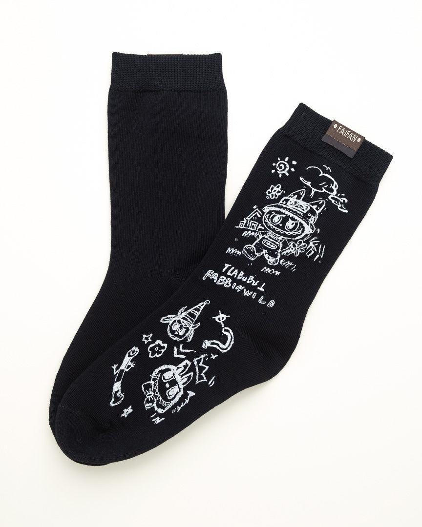 Labubu Graphic – Women's Crew Socks