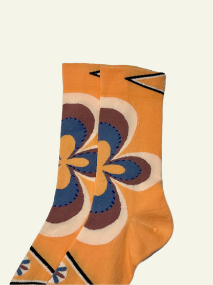 Groovy Blossom – Women's Crew Socks