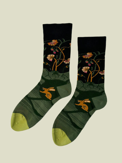 Meadow Bunny – Women's Crew Socks