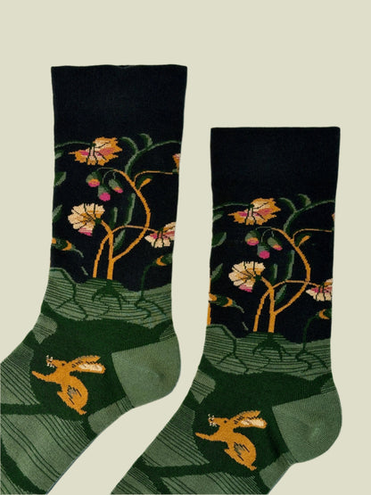 Meadow Bunny – Women's Crew Socks